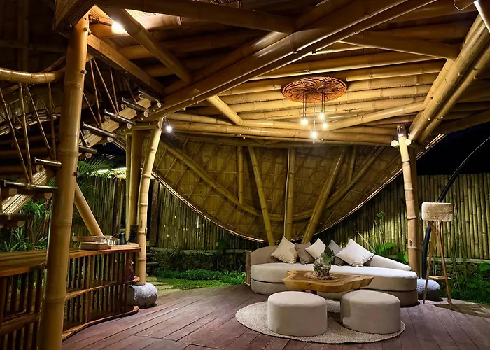 Astha Bamboo House سيديمين