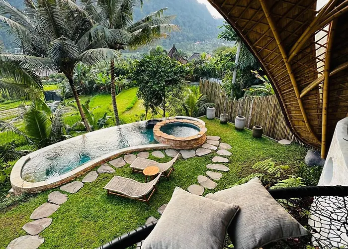 Astha Bamboo House سيديمين