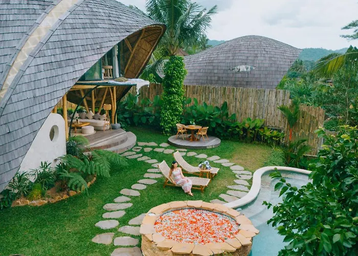فيلة Astha Bamboo House *