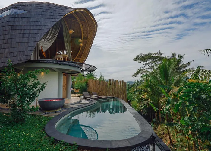 Astha Bamboo House سيديمين